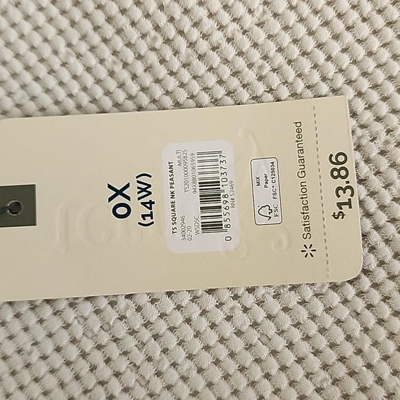 Top - Picture 2 of 3